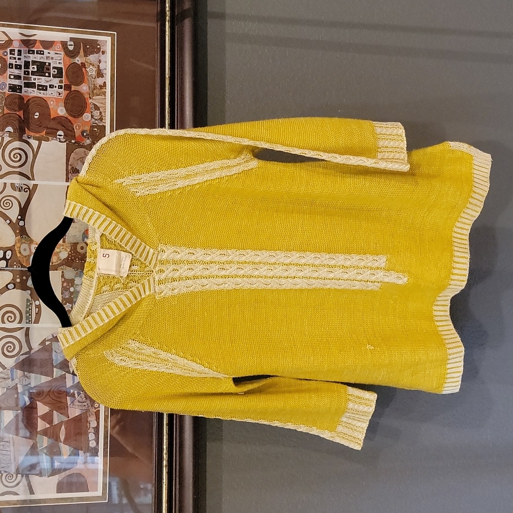 Anthropologie sweater hoodie. Mustard and cream.